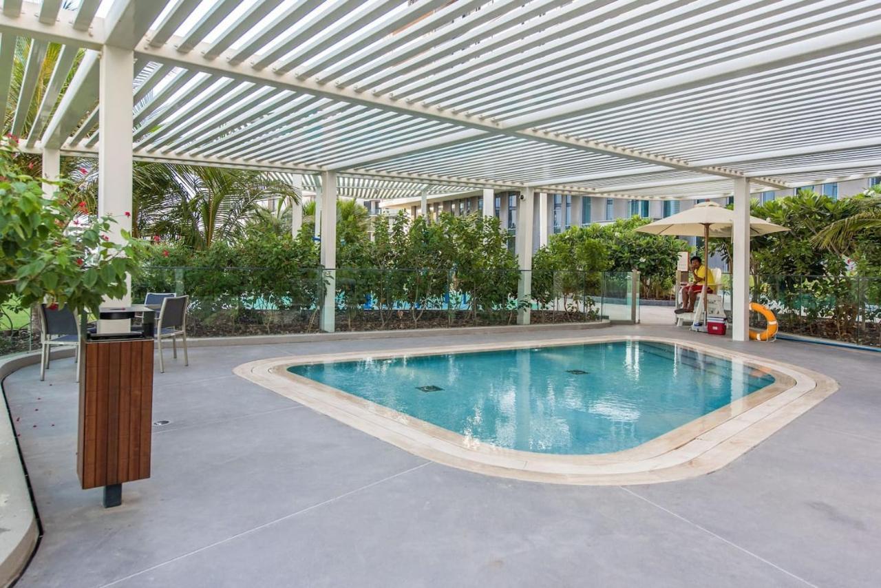 Contemporary And Spacious 2 Bedroom In Bluewaters Island Dubai Esterno foto