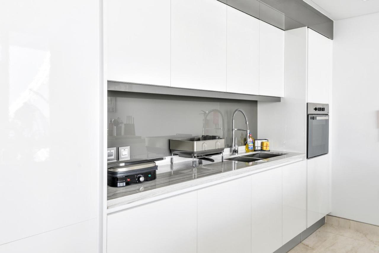 Contemporary And Spacious 2 Bedroom In Bluewaters Island Dubai Esterno foto